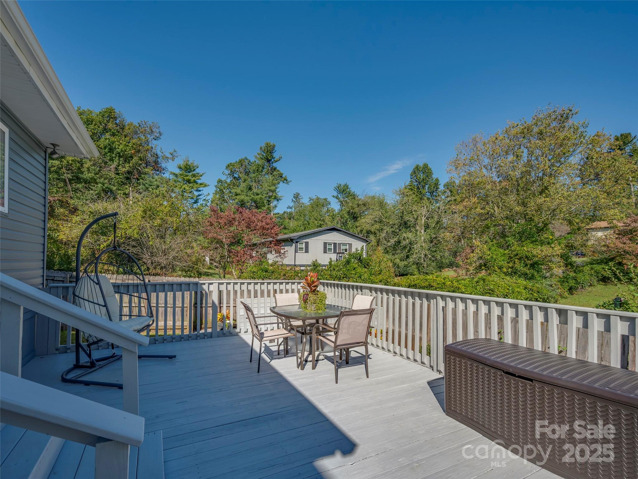 4 Daniel Drive Fletcher NC 28732