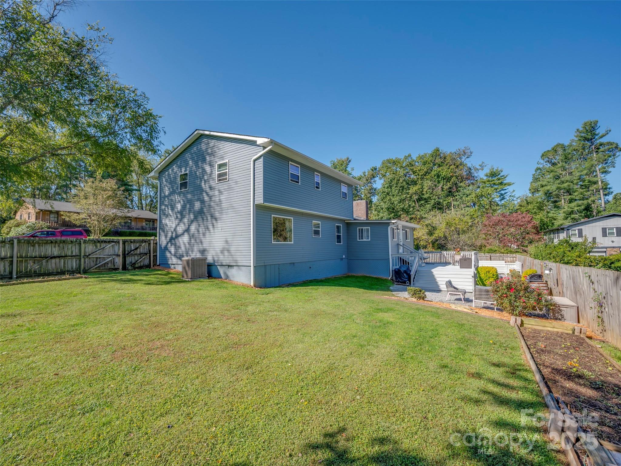 4 Daniel Drive Fletcher NC 28732