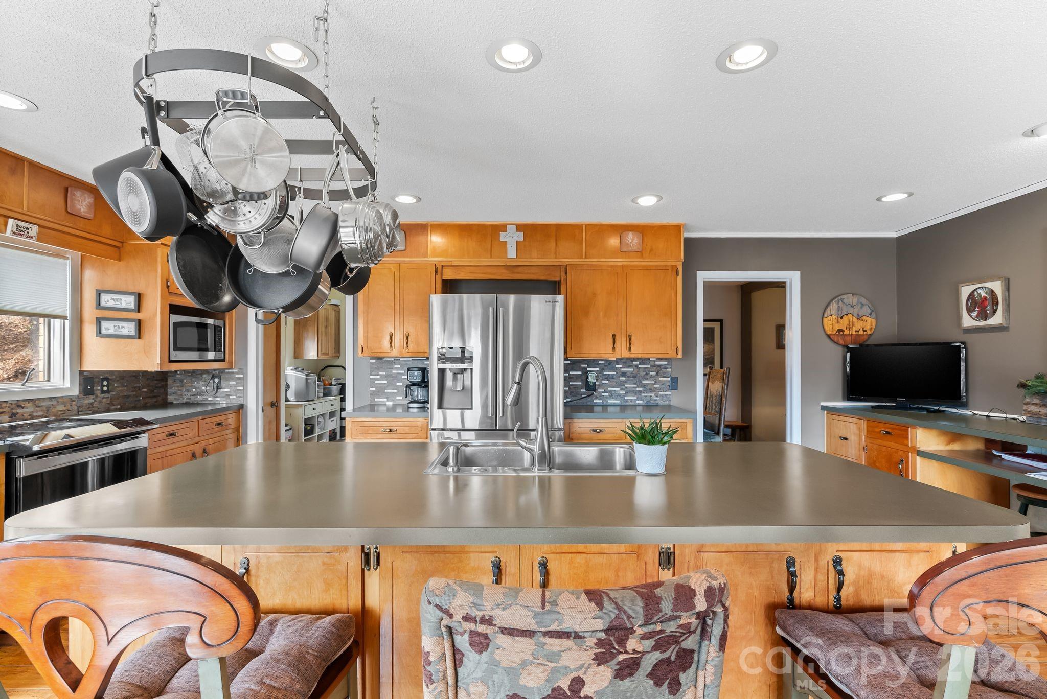 60 Little Creek Drive Canton NC 28716