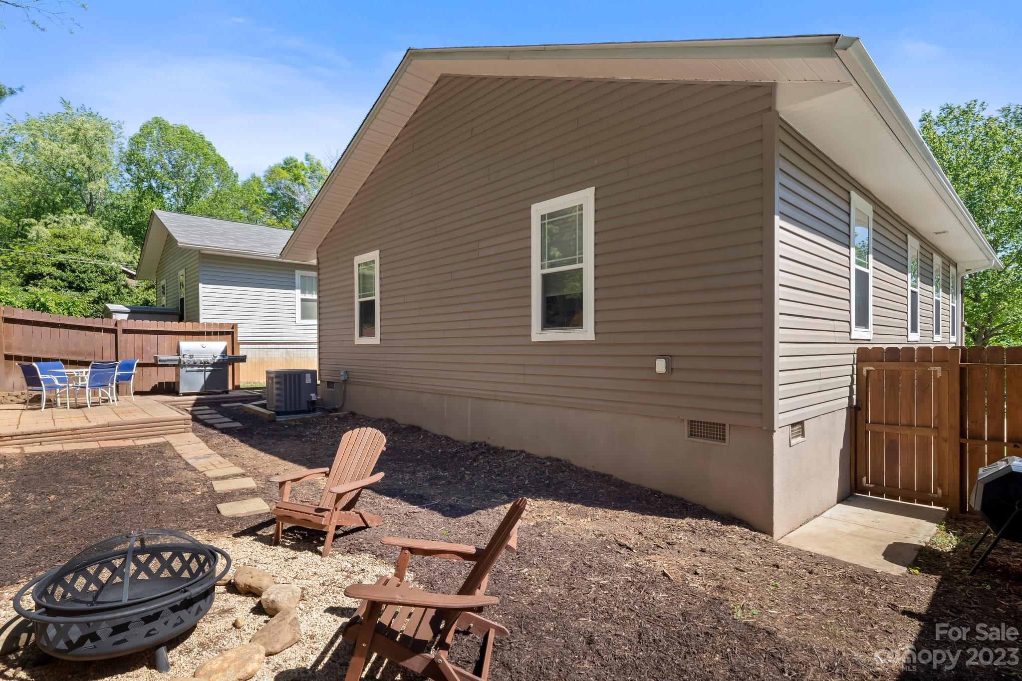 3 Verona Drive Asheville NC 28806