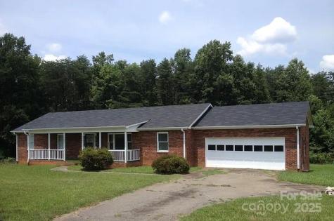 4445 Mecum Road Walkertown NC 27051