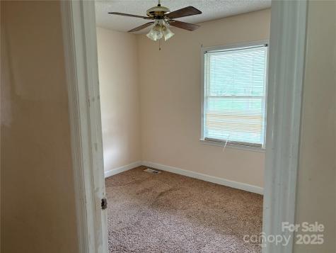 4445 Mecum Road Walkertown NC 27051