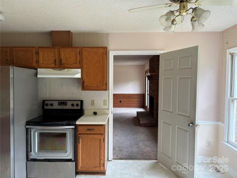 4445 Mecum Road Walkertown NC 27051