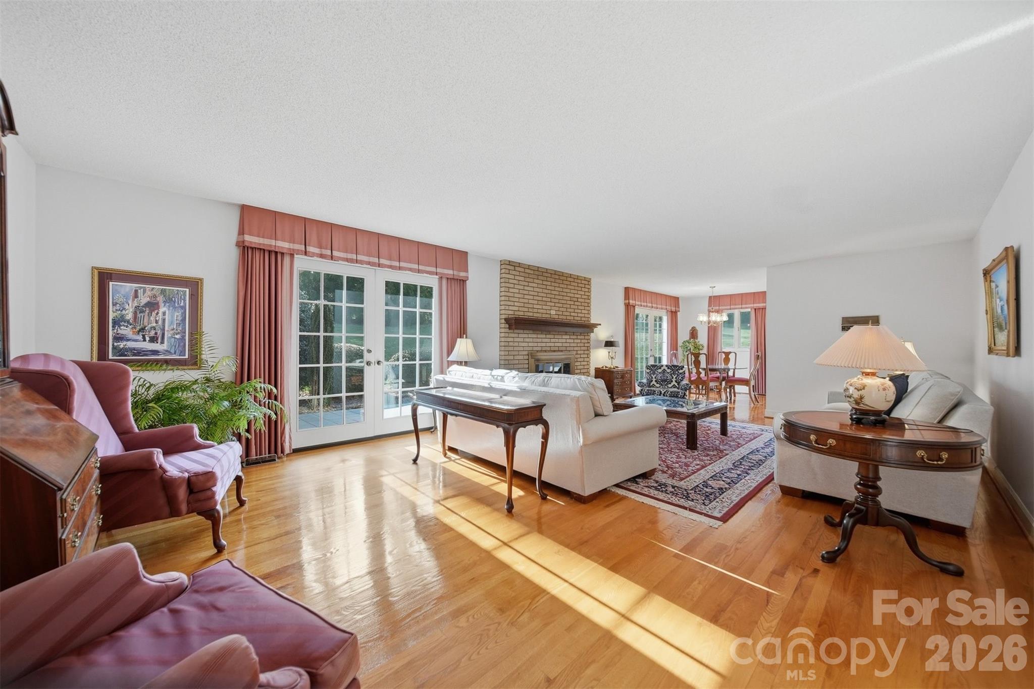 5523 Pine Lake Court Hickory NC 28601