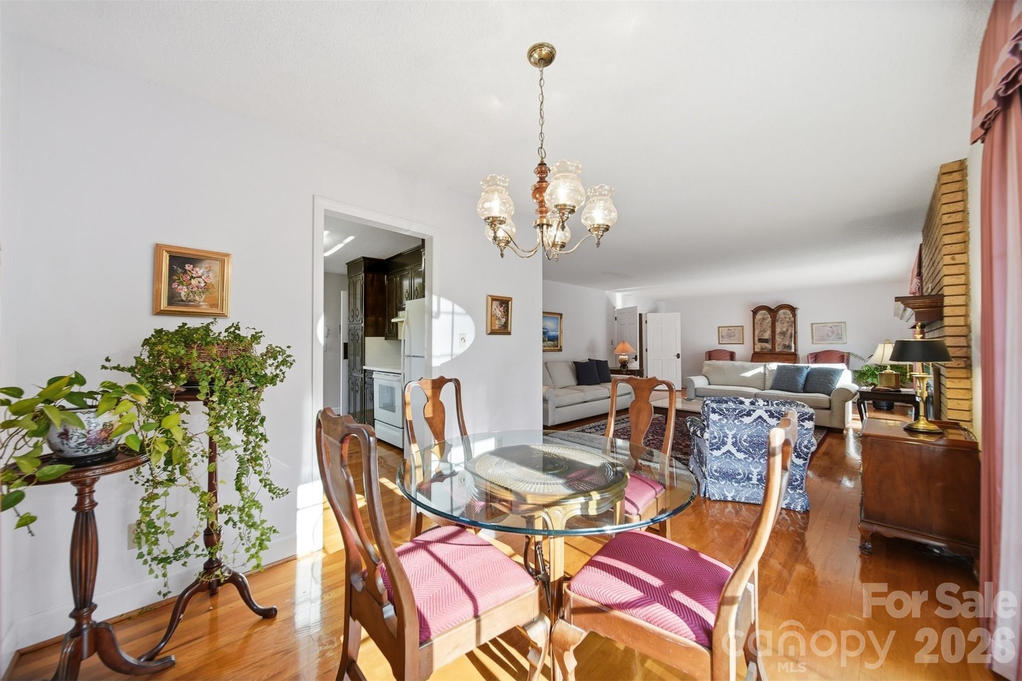 5523 Pine Lake Court Hickory NC 28601
