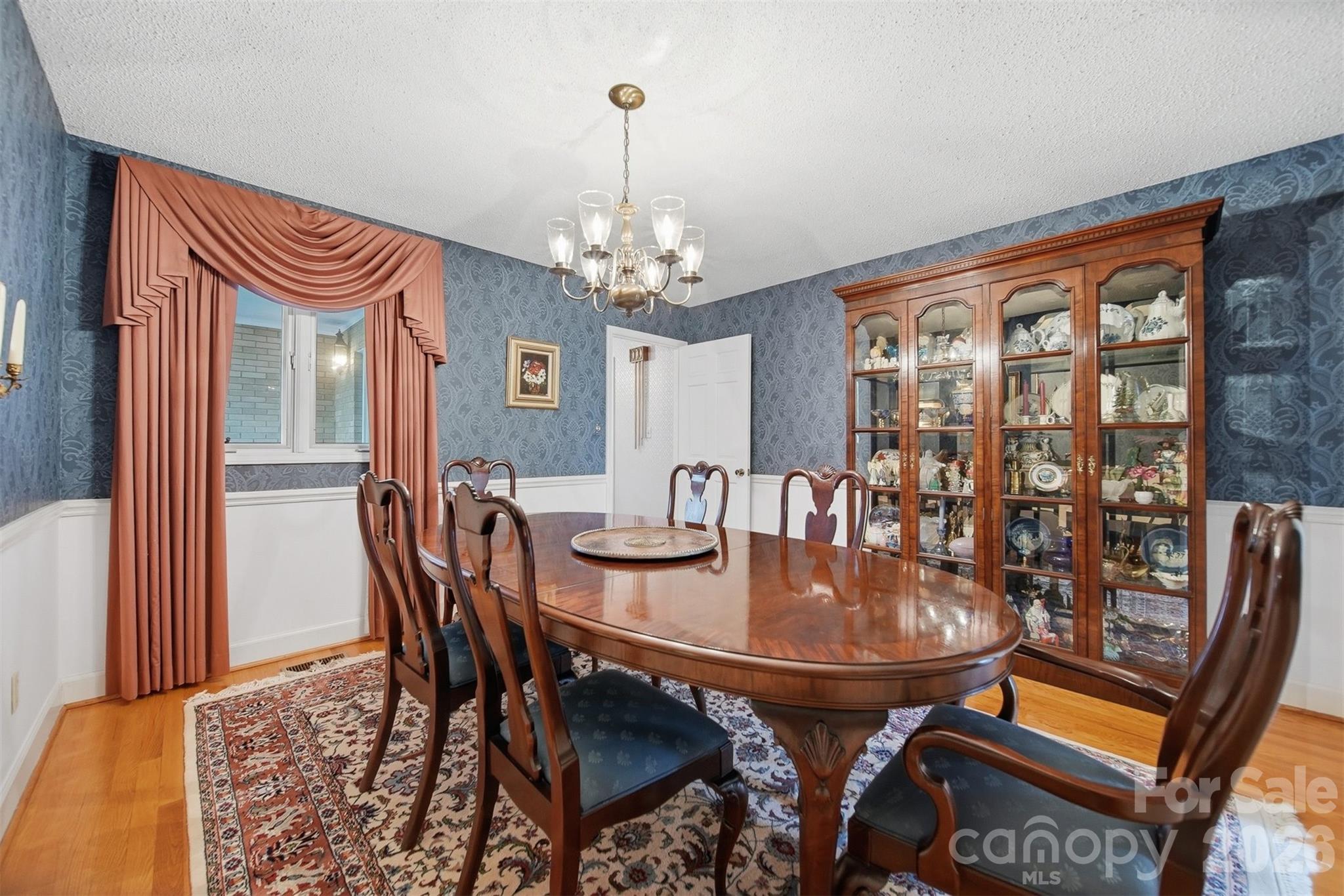 5523 Pine Lake Court Hickory NC 28601