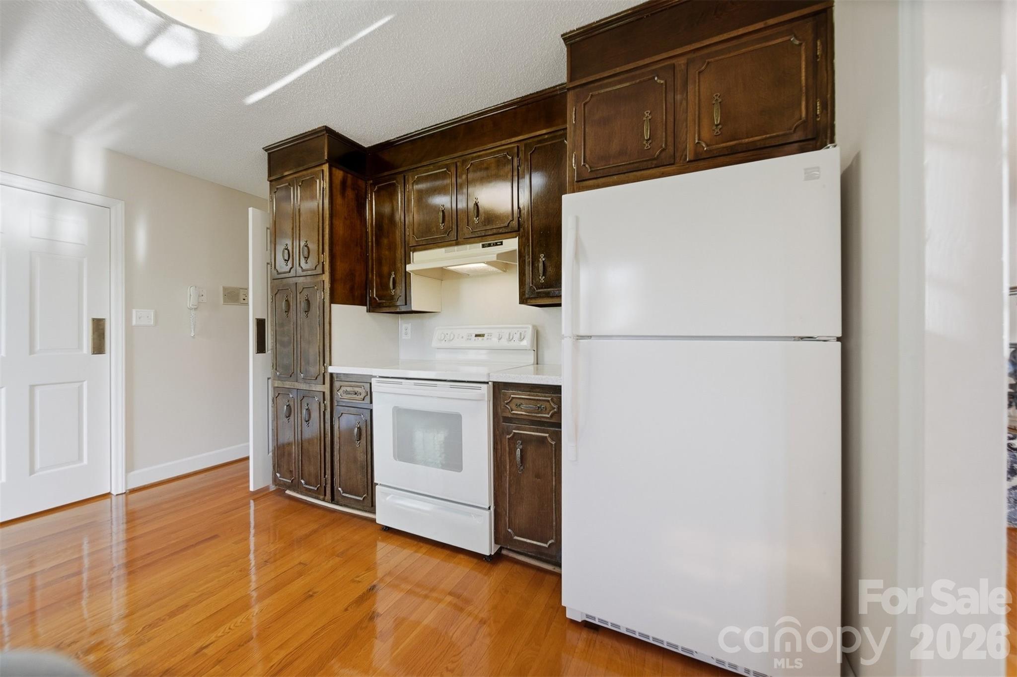 5523 Pine Lake Court Hickory NC 28601