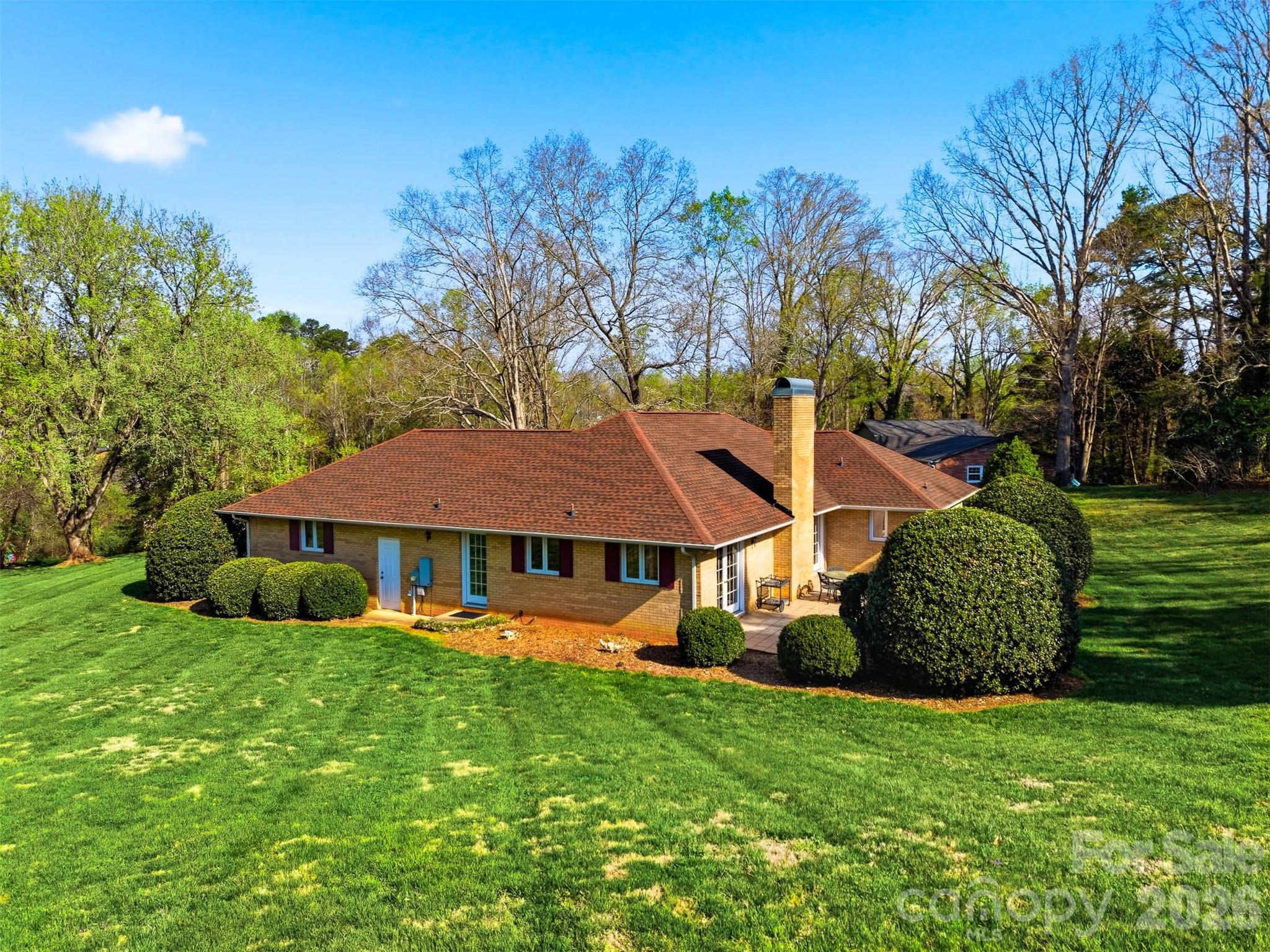5523 Pine Lake Court Hickory NC 28601