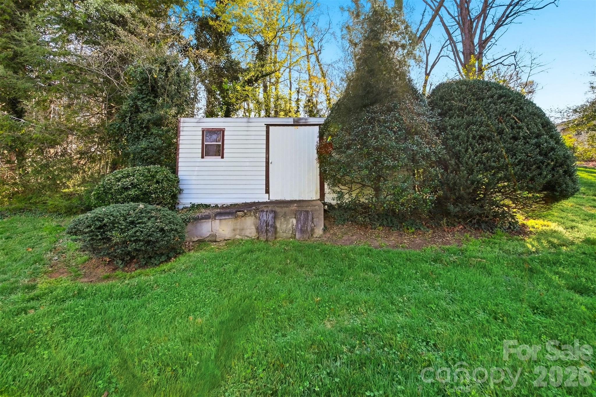 5523 Pine Lake Court Hickory NC 28601