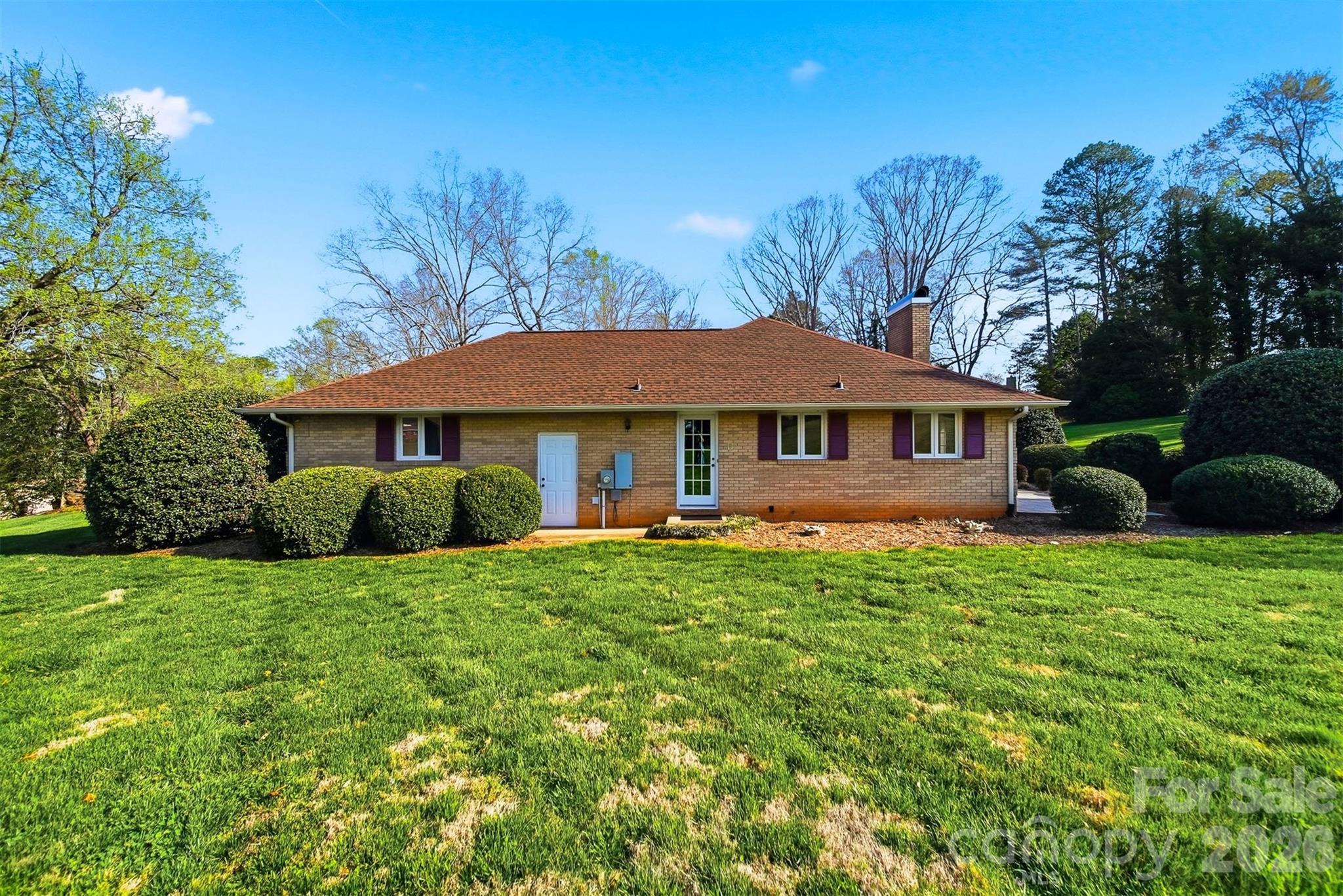 5523 Pine Lake Court Hickory NC 28601