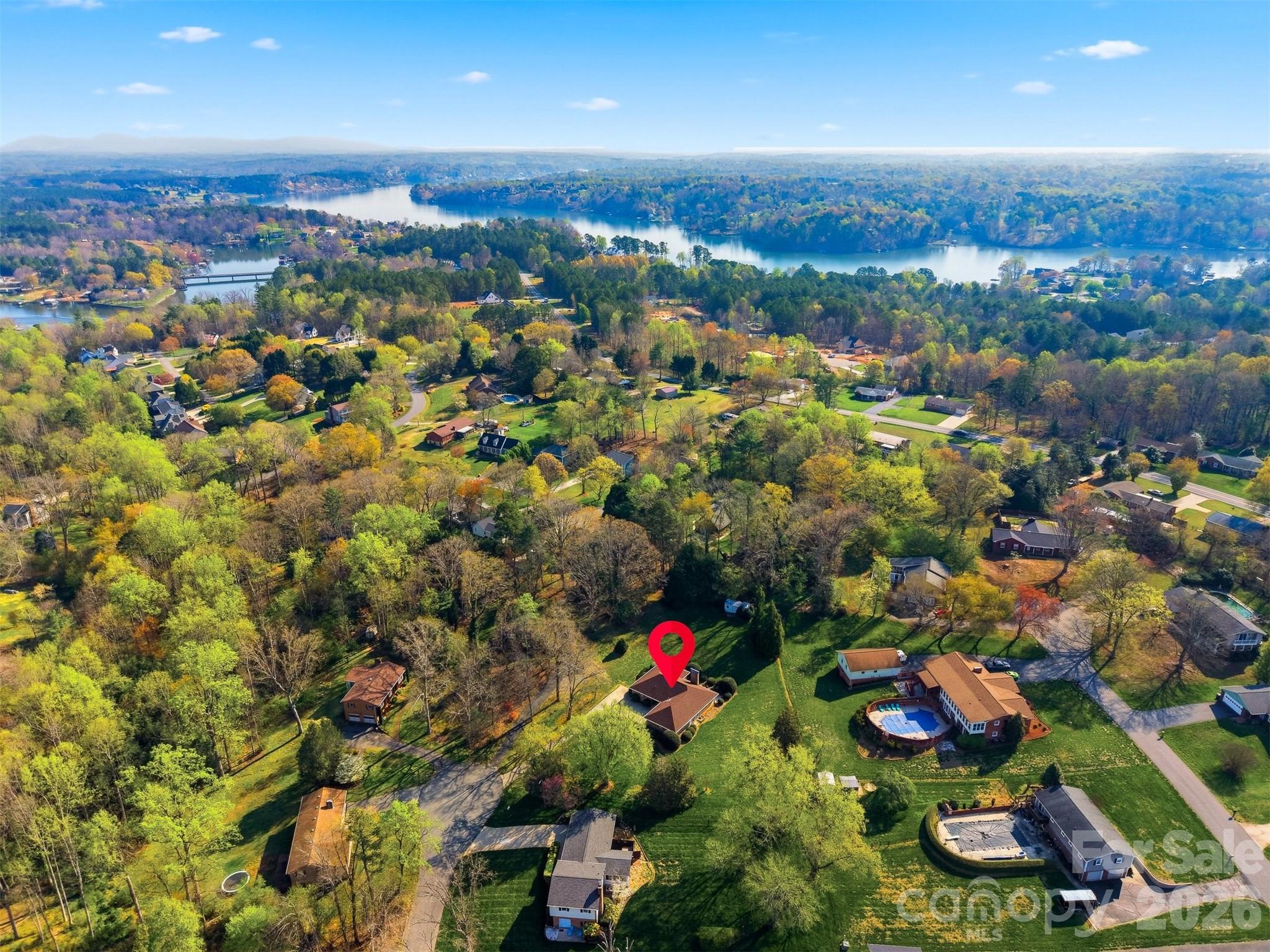 5523 Pine Lake Court Hickory NC 28601