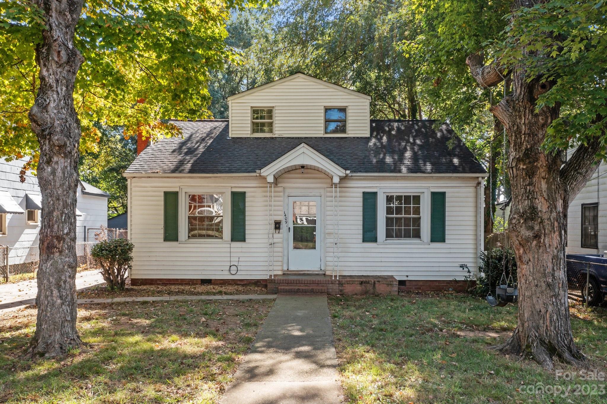 1409 Effingham Road Charlotte NC 28208