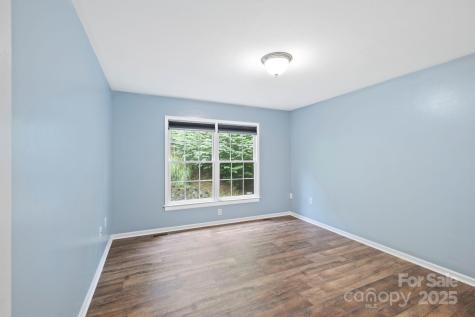 21 Moriah Lane Asheville NC 28803