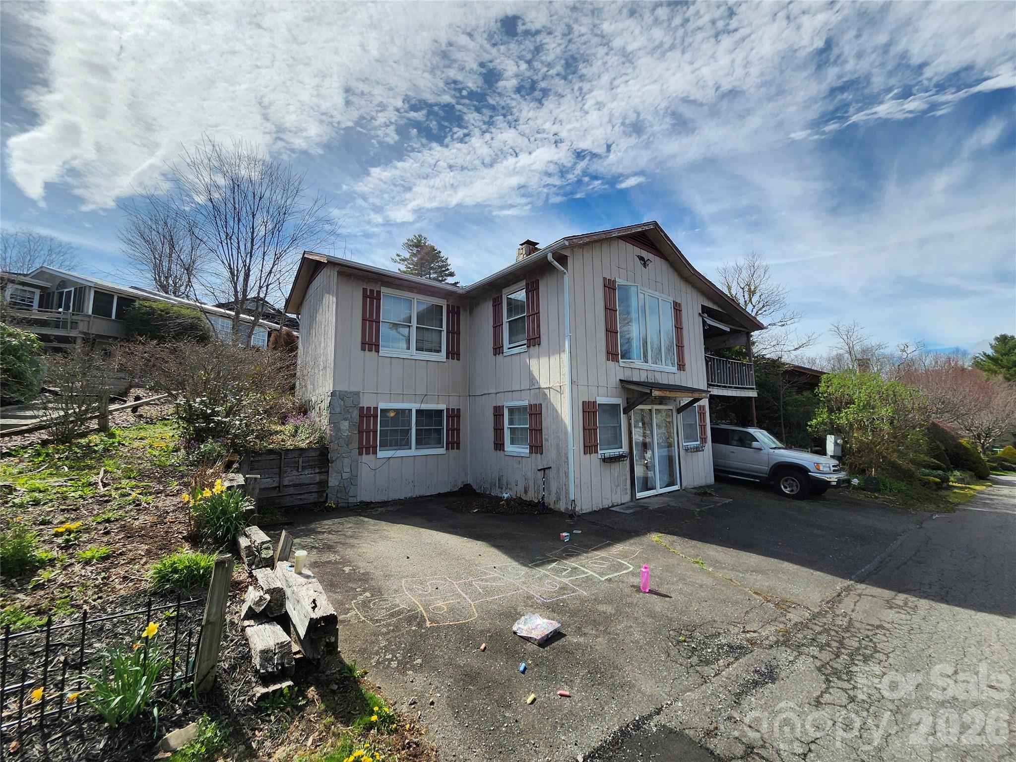 316 Snowshoe Loop Newland NC 28657