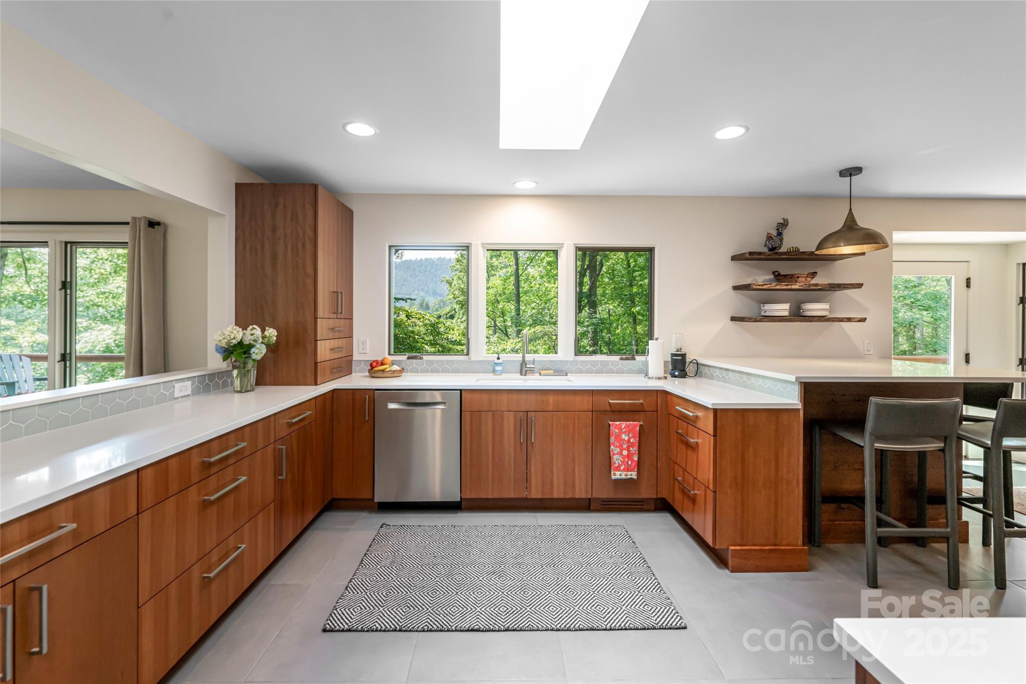 12 Beech Tree Lane Asheville NC 28804