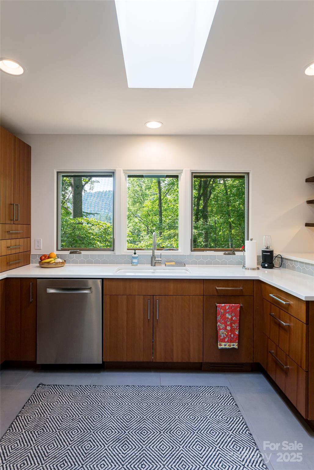 12 Beech Tree Lane Asheville NC 28804