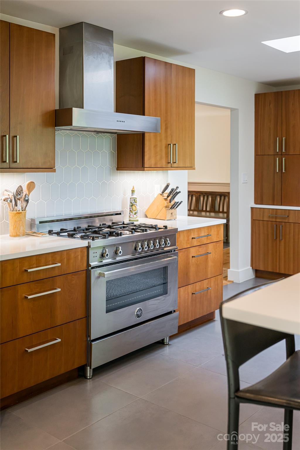 12 Beech Tree Lane Asheville NC 28804