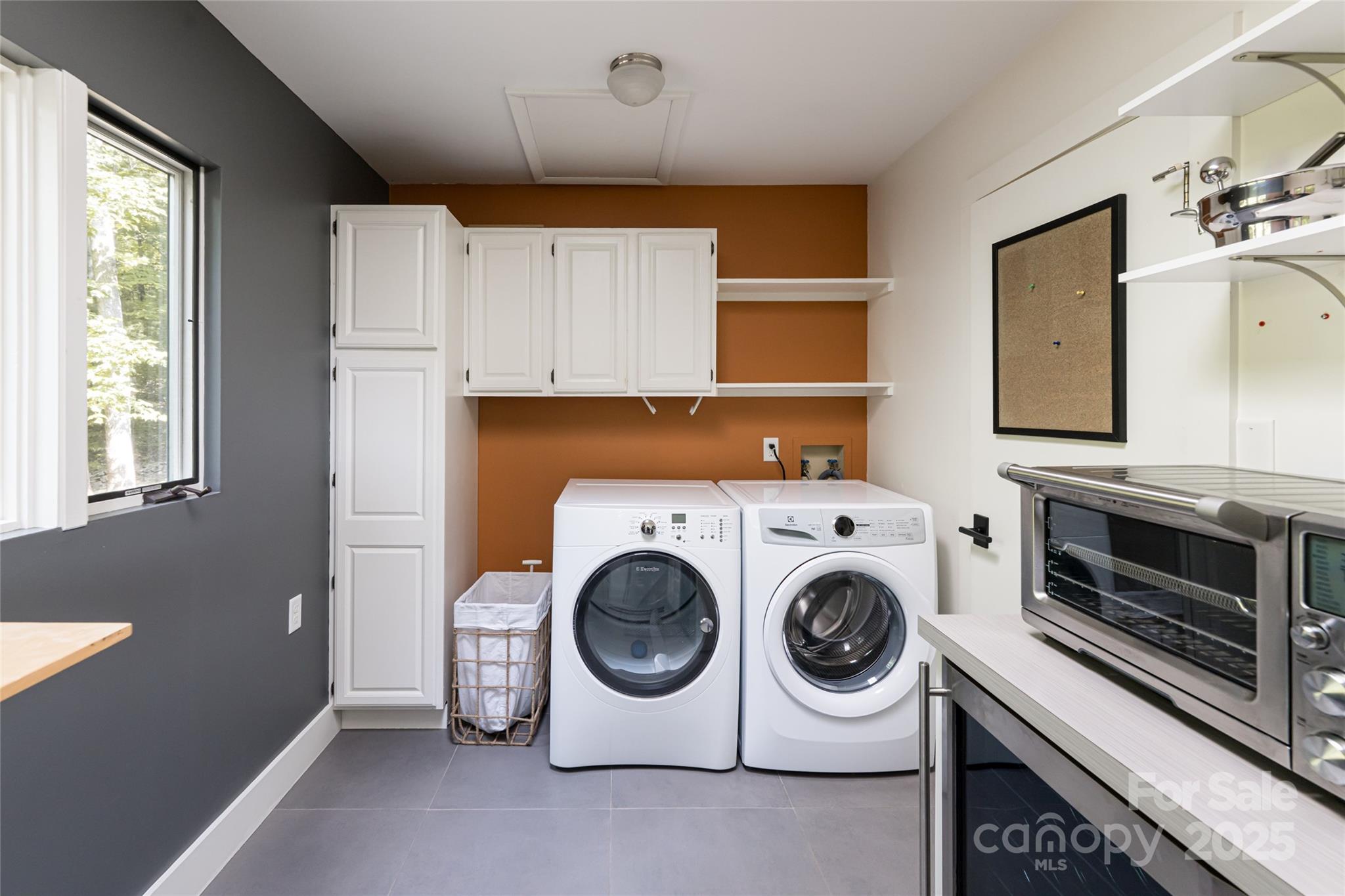 12 Beech Tree Lane Asheville NC 28804