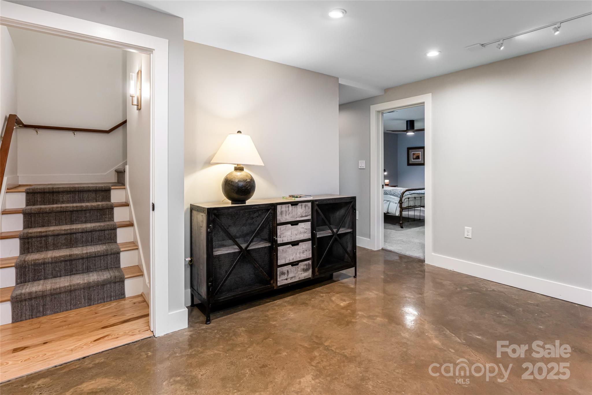 12 Beech Tree Lane Asheville NC 28804