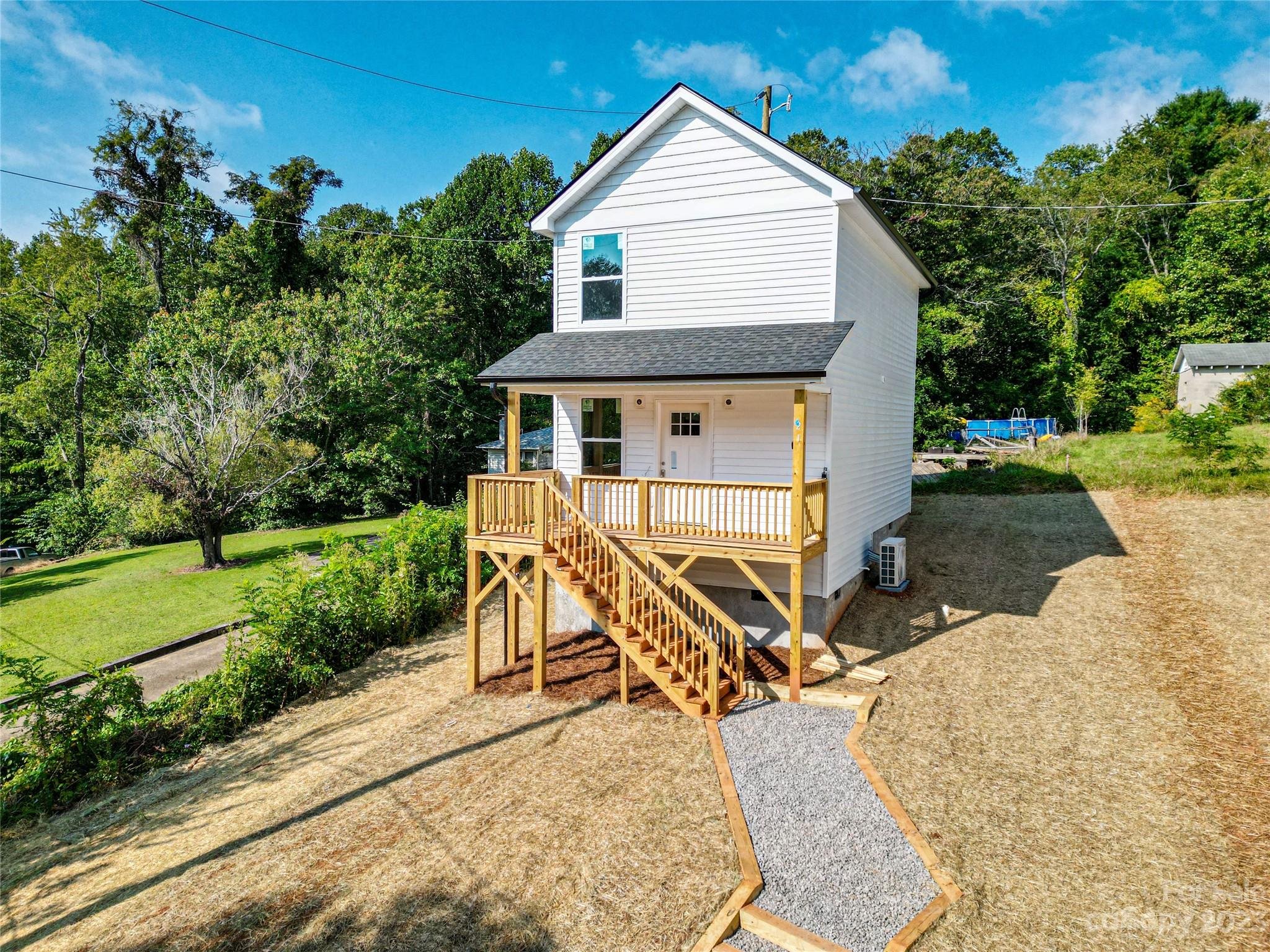 21 Friendly Hollow Asheville NC 28806