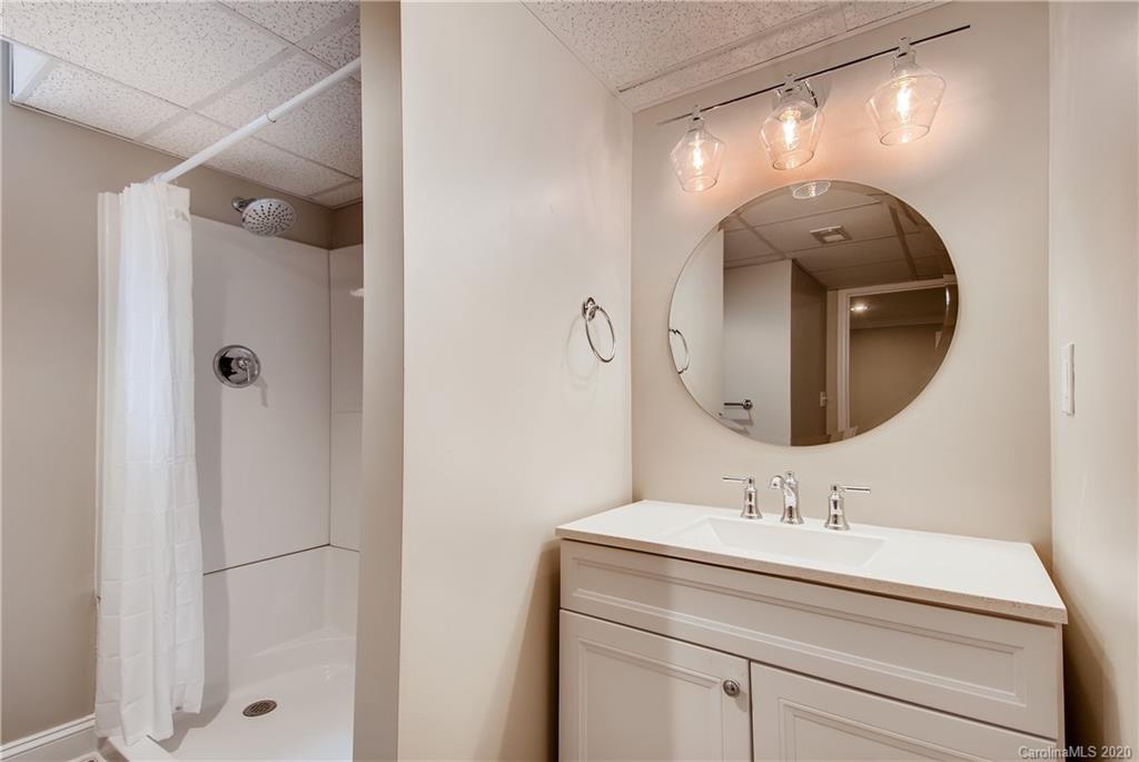 142 Renwick Road Charlotte NC 28211
