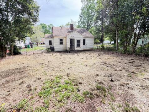2212 Camp Greene Street Charlotte NC 28208