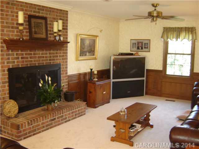 7514 Pewter Lane Charlotte NC 28270