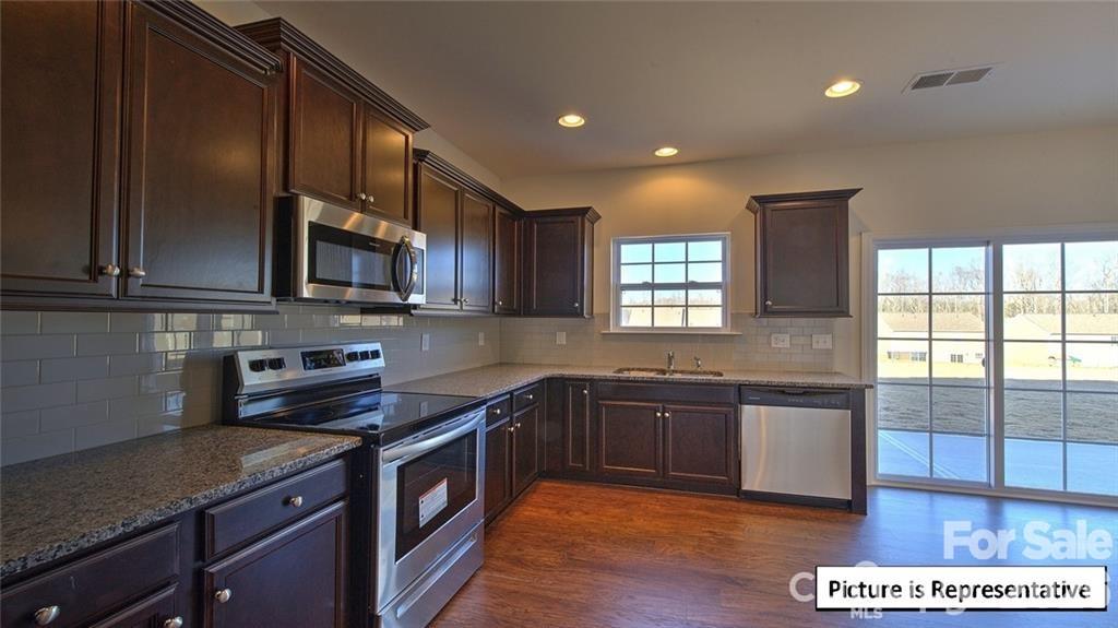 3133 Platinum Pointe Drive Charlotte NC 28227