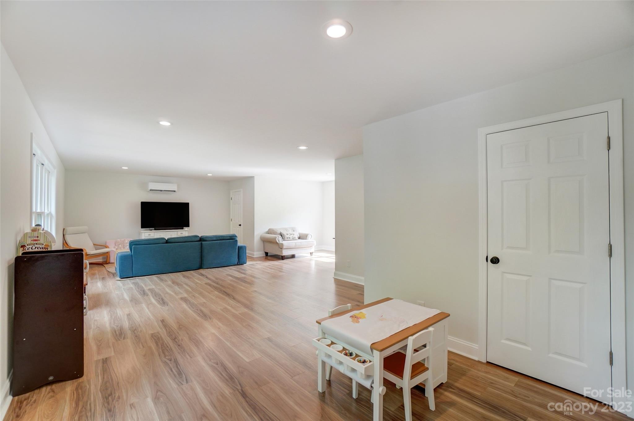 4641 River Bluff Court Charlotte NC 28214