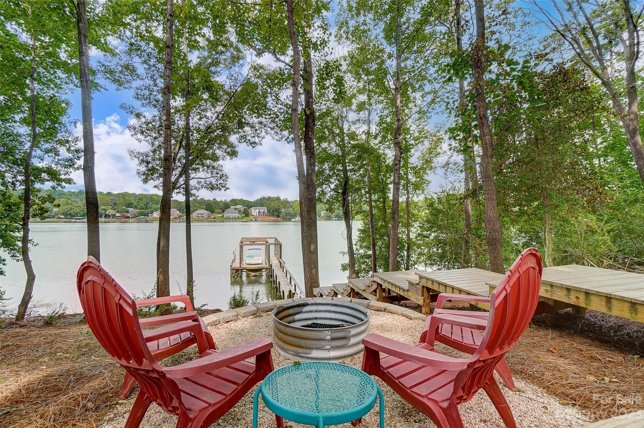 4641 River Bluff Court Charlotte NC 28214