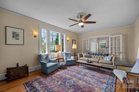 891 Hendersonville Road Asheville NC 28803