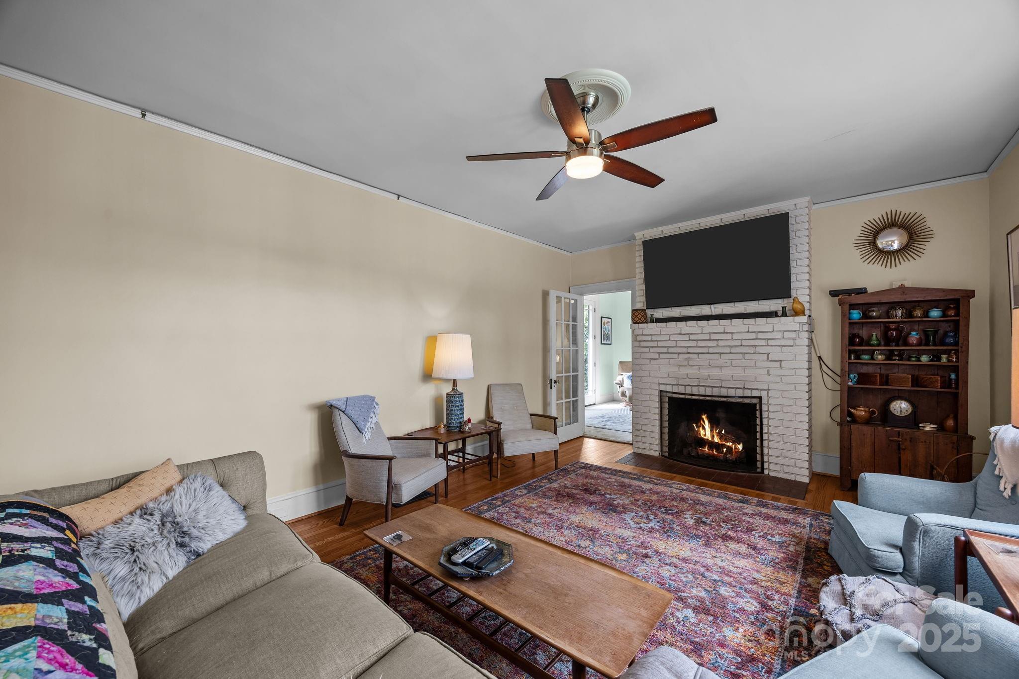 891 Hendersonville Road Asheville NC 28803