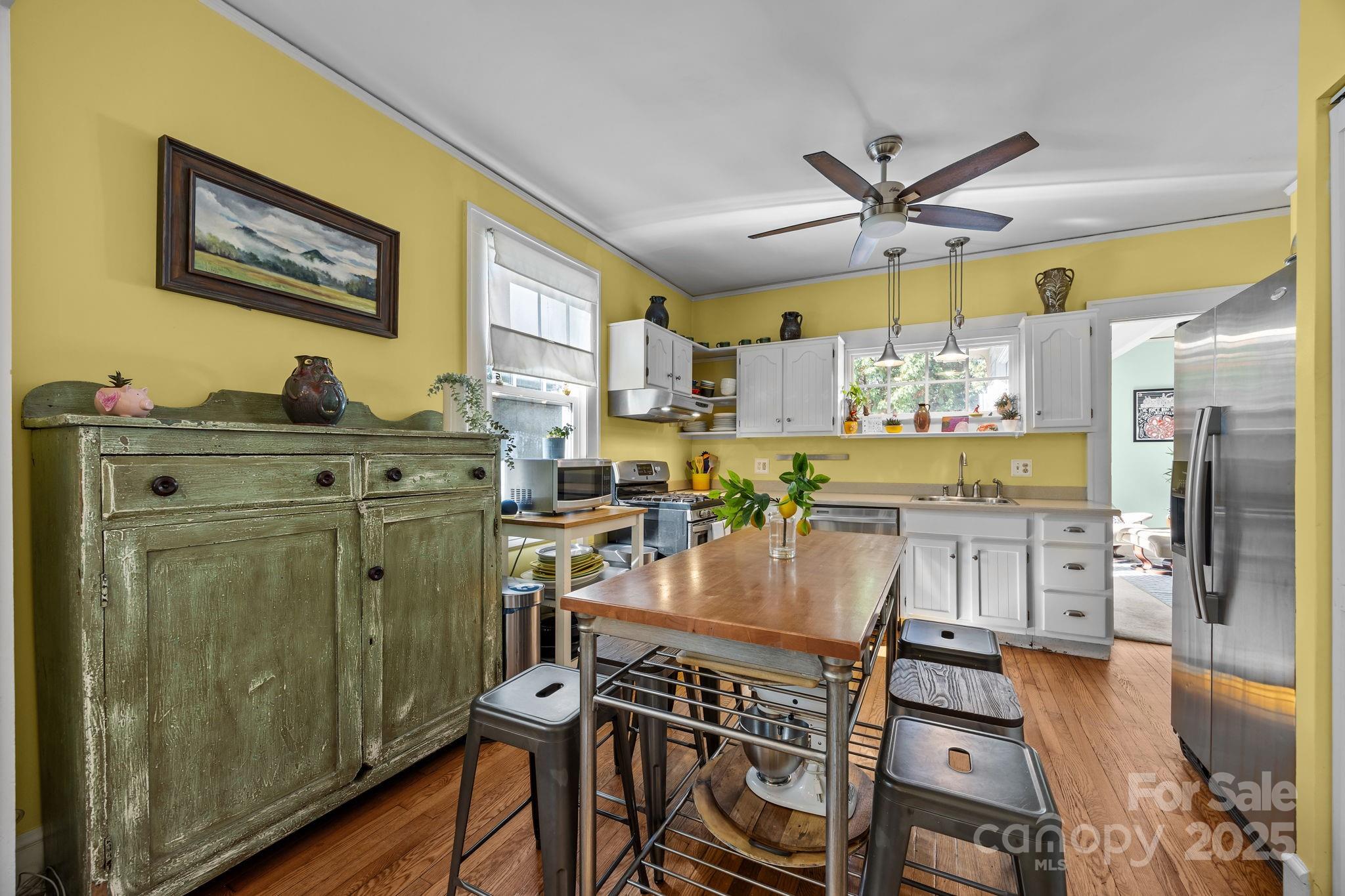 891 Hendersonville Road Asheville NC 28803