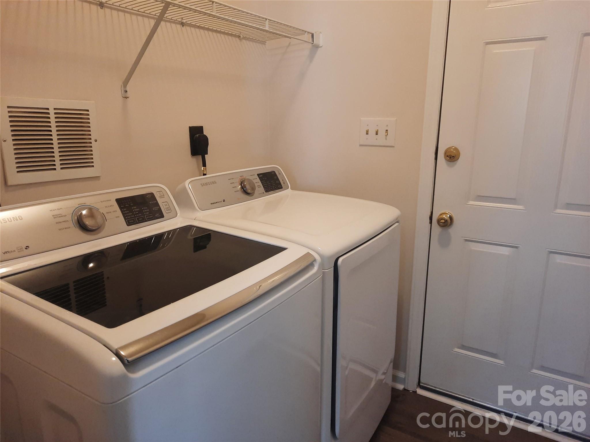 5305 Chinemist Court Charlotte NC 28269