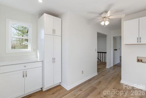 3113 Primrose Drive Hendersonville NC 28792