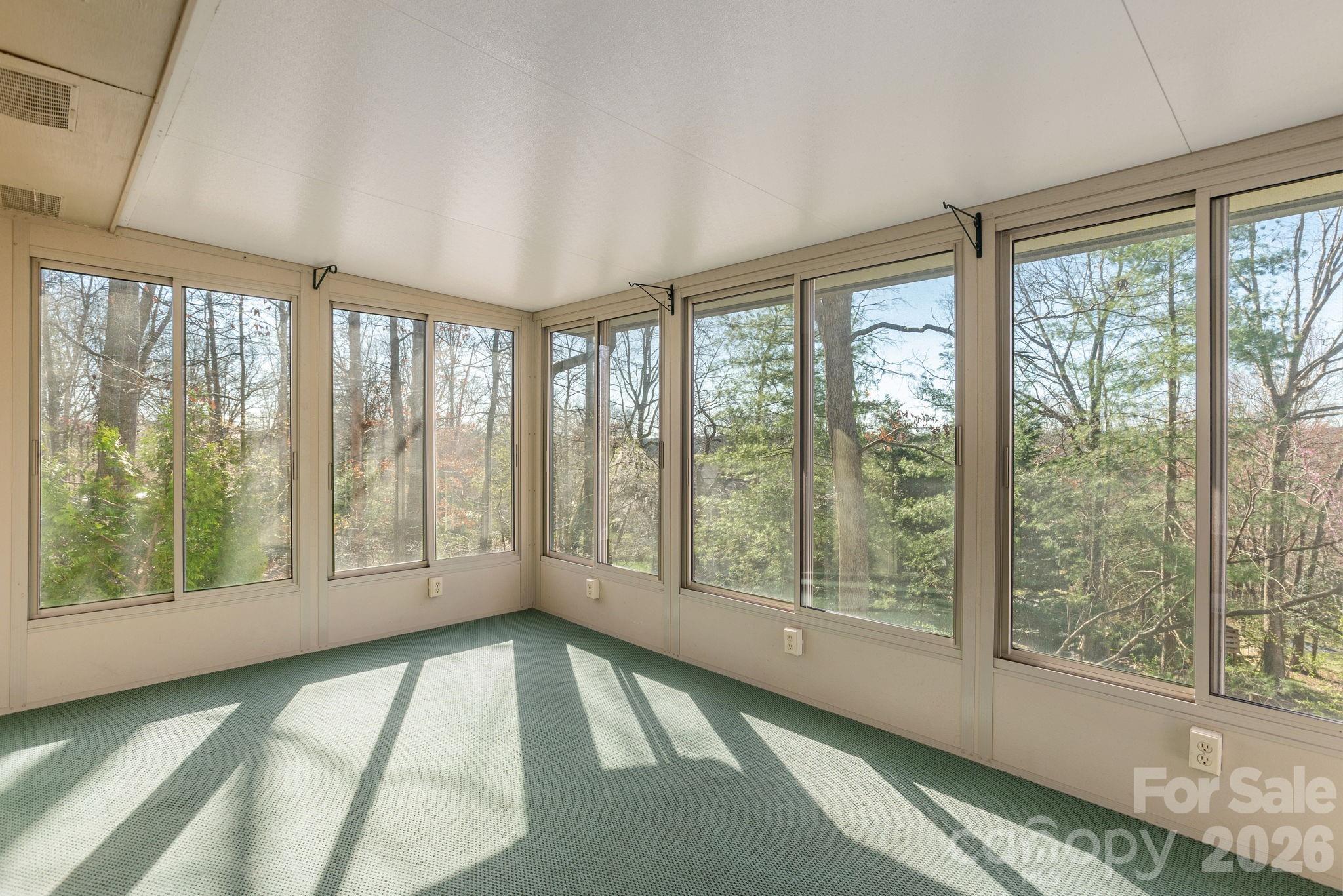 3113 Primrose Drive Hendersonville NC 28792