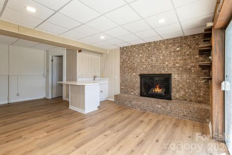3113 Primrose Drive Hendersonville NC 28792
