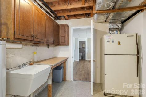 3113 Primrose Drive Hendersonville NC 28792