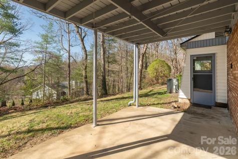 3113 Primrose Drive Hendersonville NC 28792