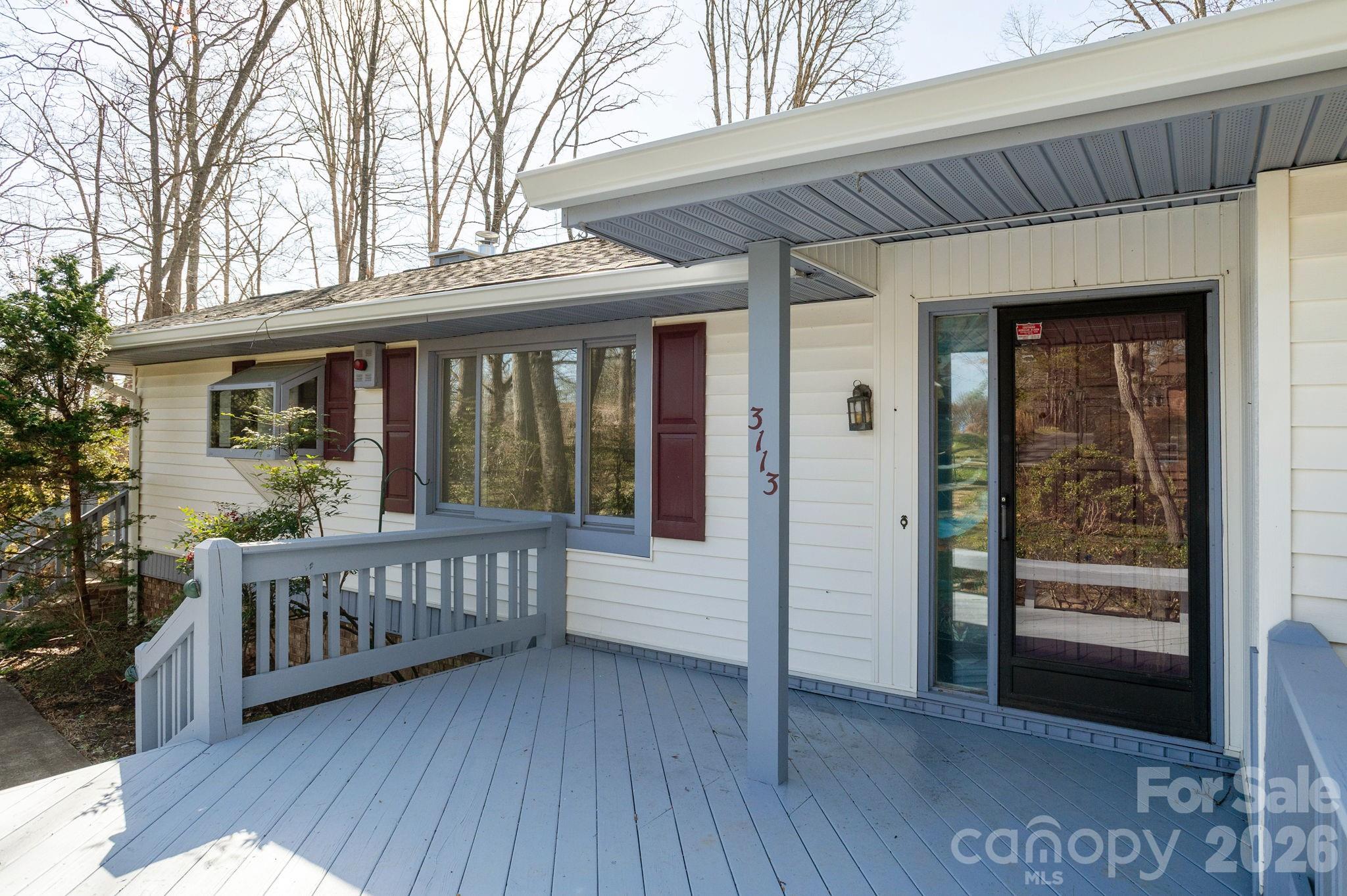 3113 Primrose Drive Hendersonville NC 28792