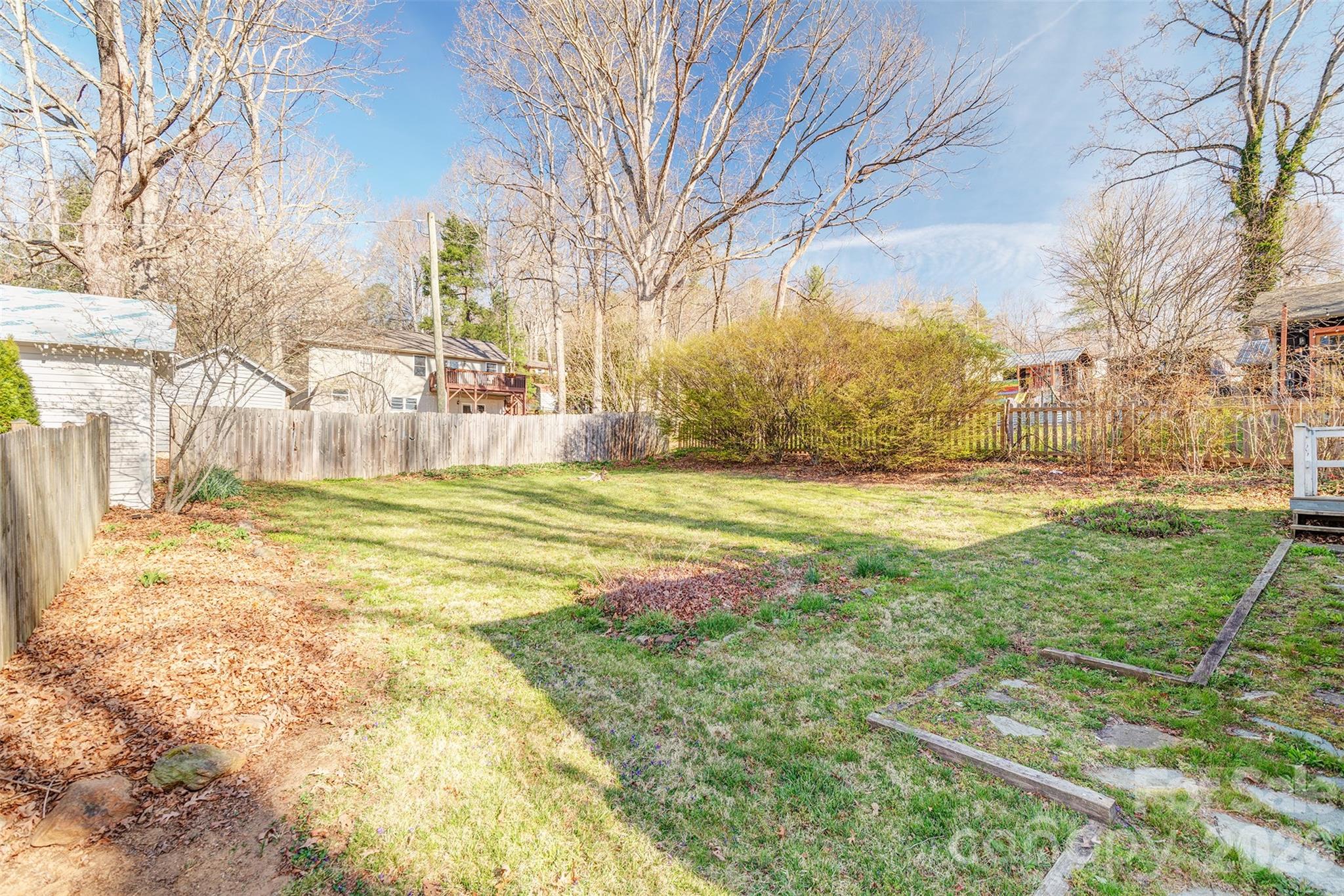 6 Alexander Street Black Mountain NC 28711