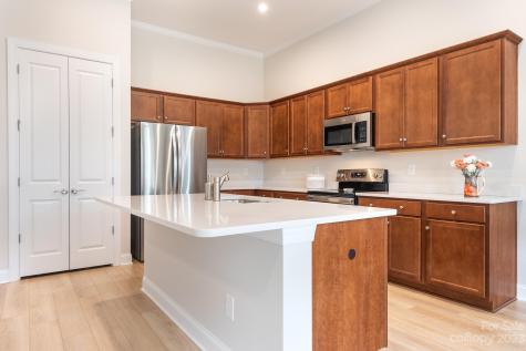 10404 Superb Lane Charlotte NC 28215