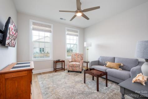 10404 Superb Lane Charlotte NC 28215