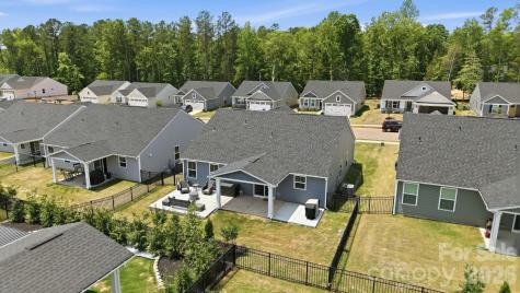 982 Pemberley Street Lancaster SC 29720