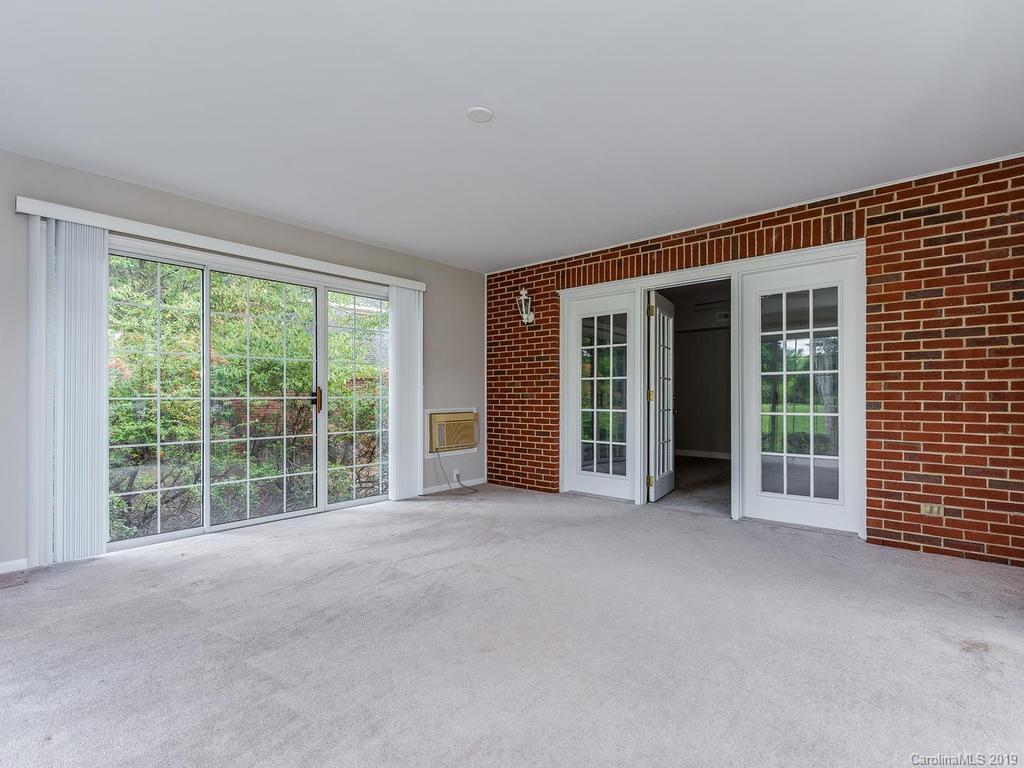 5015 Whitwell Court Charlotte NC 28226