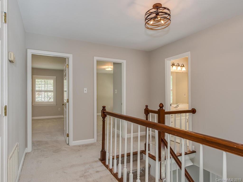 5015 Whitwell Court Charlotte NC 28226