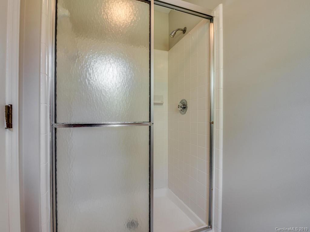 5015 Whitwell Court Charlotte NC 28226
