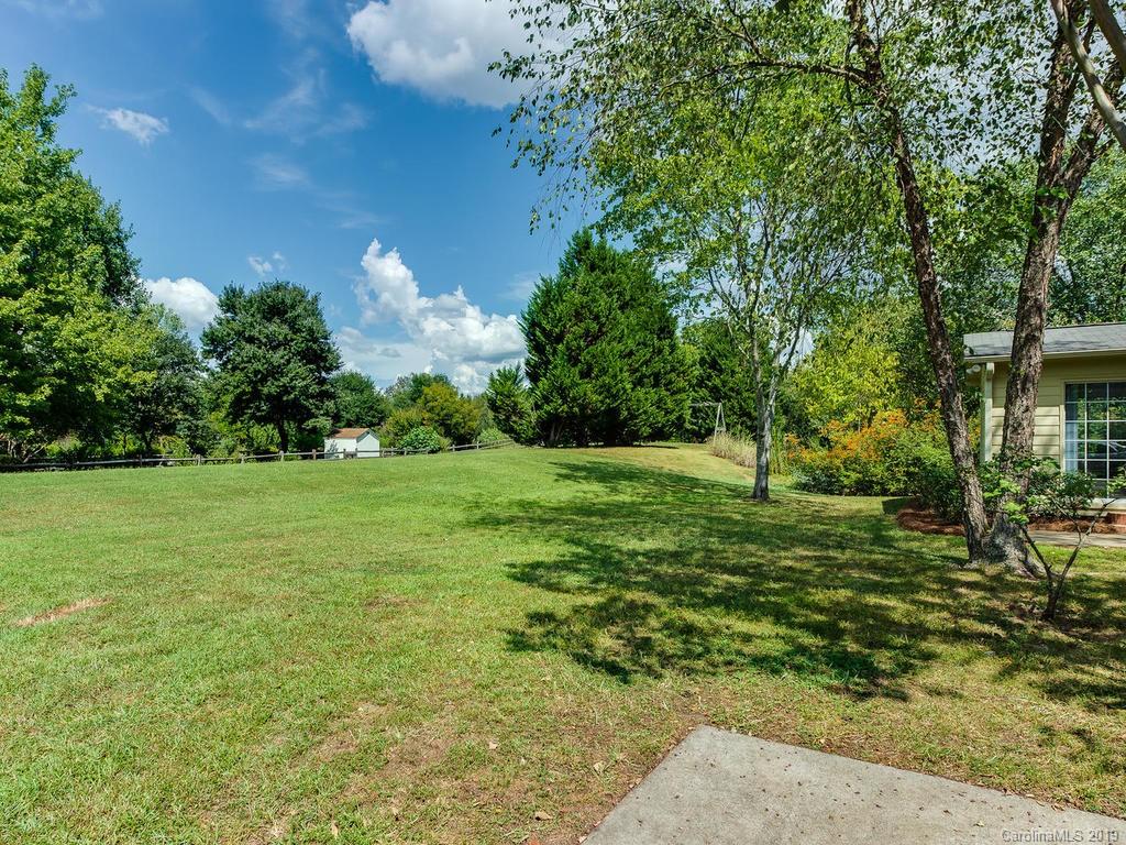 5015 Whitwell Court Charlotte NC 28226