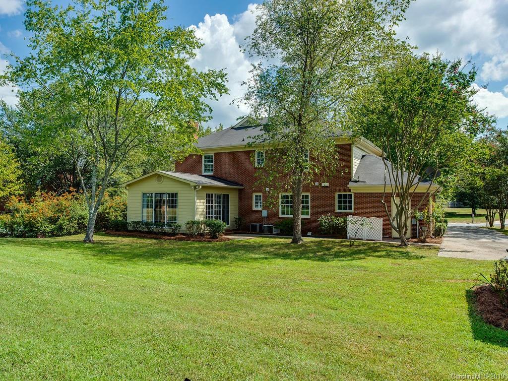5015 Whitwell Court Charlotte NC 28226