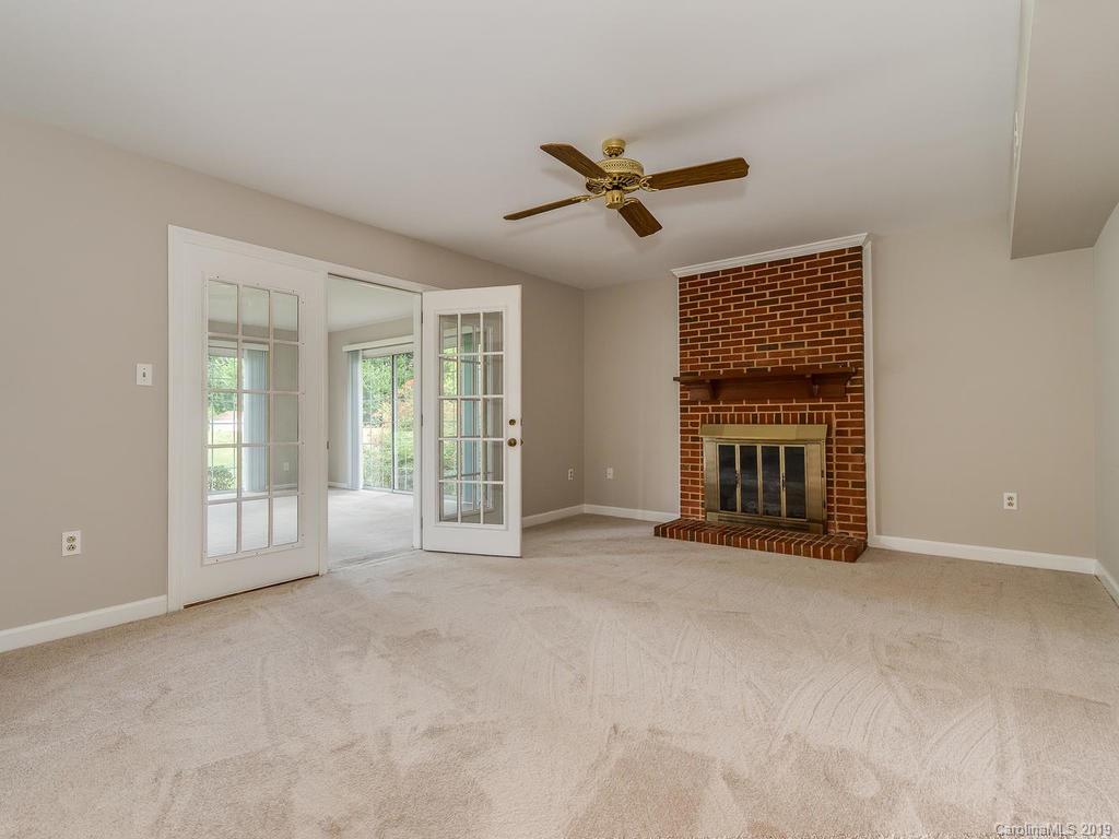 5015 Whitwell Court Charlotte NC 28226